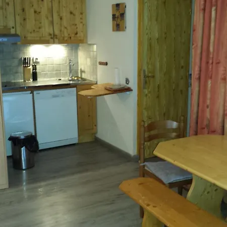 Daire Plan Soleil - 2 Pieces 4 Personnes Expose Ouest 2 Mae-1681 Valloire